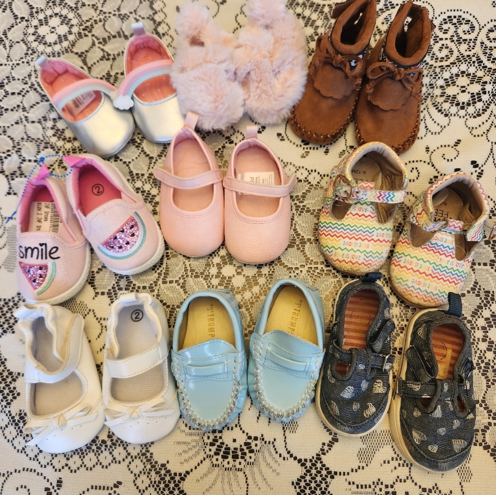 Baby girl shoe lot, NB-size 2